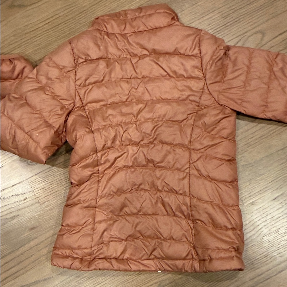 Patagonia Tan Quilted Jacket, Girls Size 7/8 - Picture 4 of 4